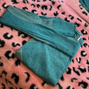 Gapfit long sleeve workout shirt